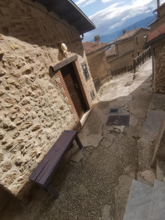 Poggio Bustone Il Torrioneヴィラ エクステリア 写真