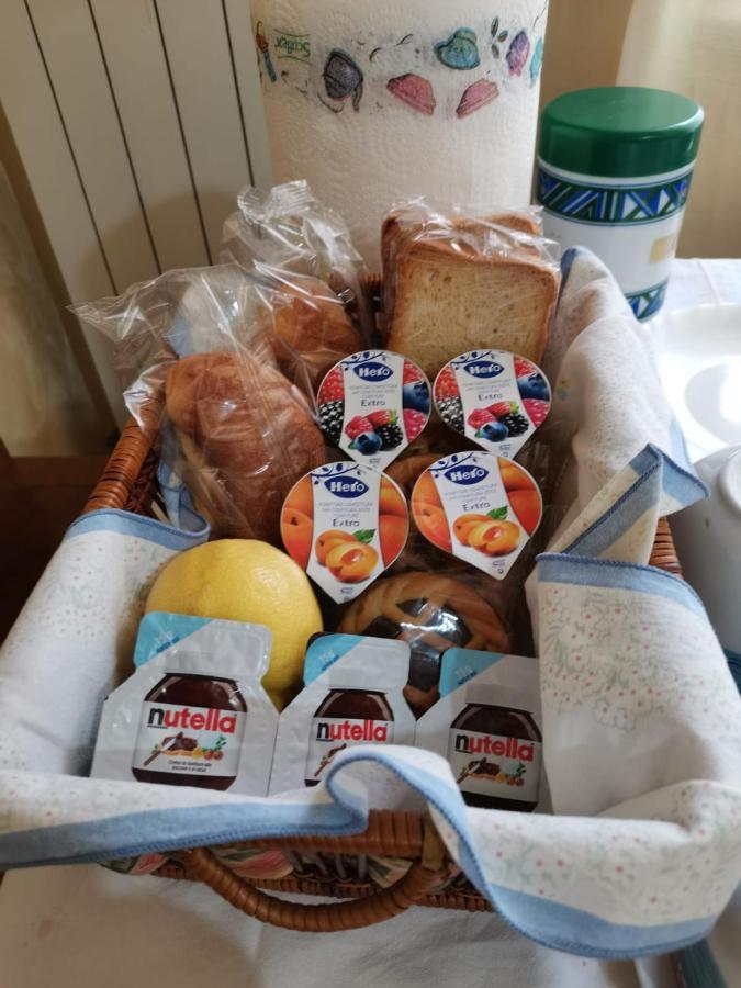 Poggio Bustone Il Torrioneヴィラ エクステリア 写真