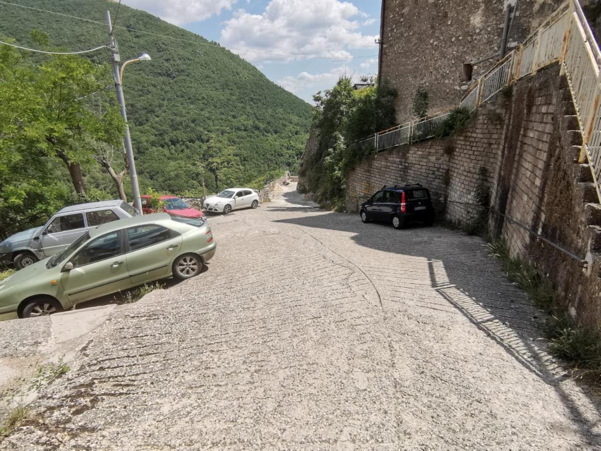 Poggio Bustone Il Torrioneヴィラ エクステリア 写真